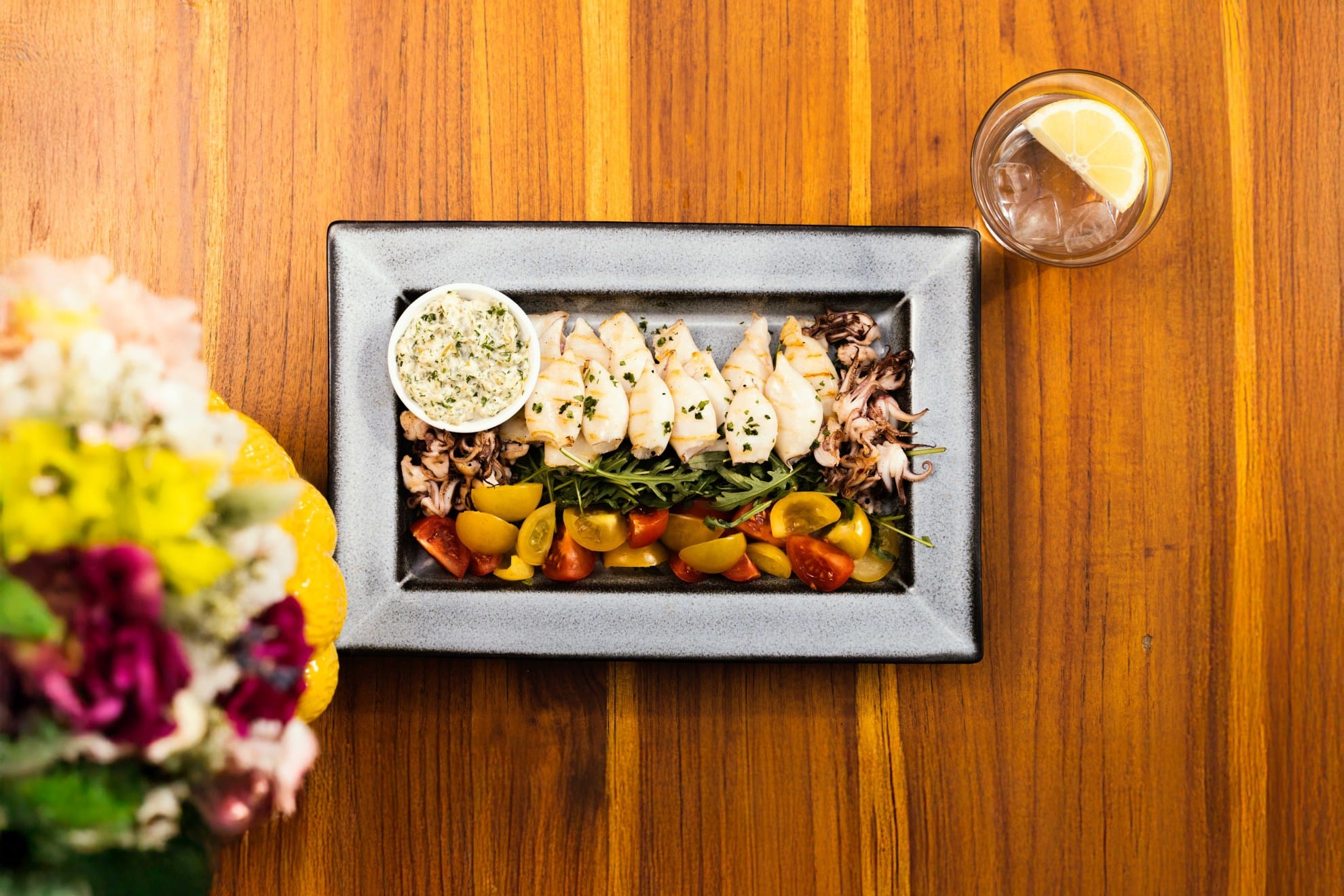 Petits-calamars-grillés-Tavolo