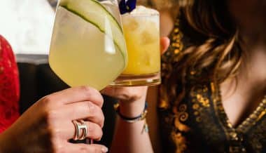 Spring-Fizz-and-Peach-Cloud-alcohol-free-the-bar